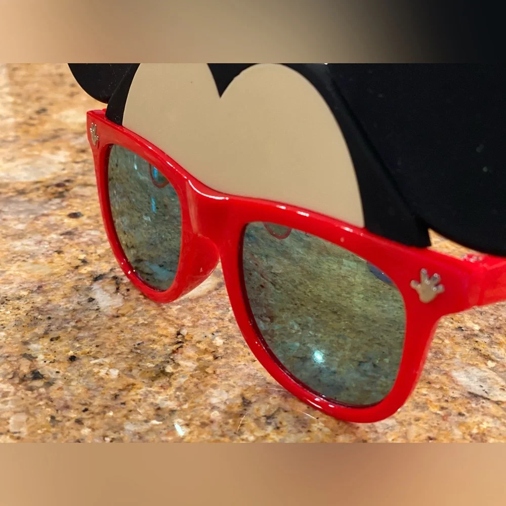 2 Sun-Staches Disney Official Mickey Mouse sunglasses 🕶️